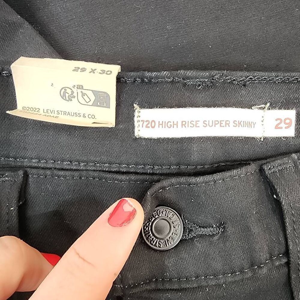 Levi's Size 29 Women's 720 High Rise Super Skinny Black Denim Jeans. NWT - Picture 7 of 9